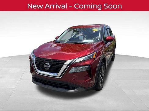 Certified 2022 Nissan Rogue SV FWD image 2