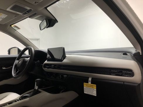 New 2026 Honda HR-V LX image 13