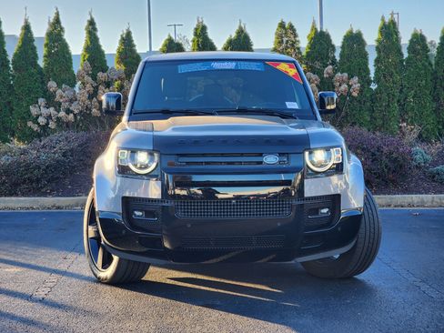 Used 2024 Land Rover Defender 130 X image 5