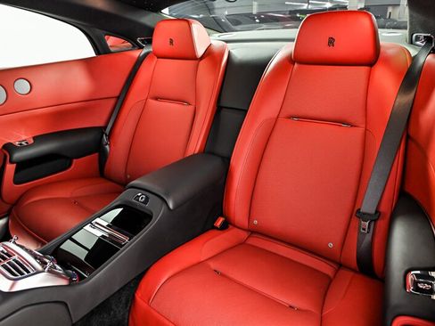 Used 2018 Rolls-Royce Wraith RWD image 20