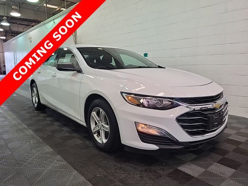 Used 2023 Chevrolet Malibu LS FWD image 3