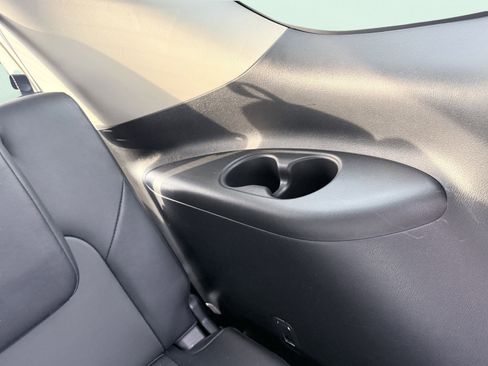 Used 2021 Nissan Armada SV w/ SV Appearance Package image 39