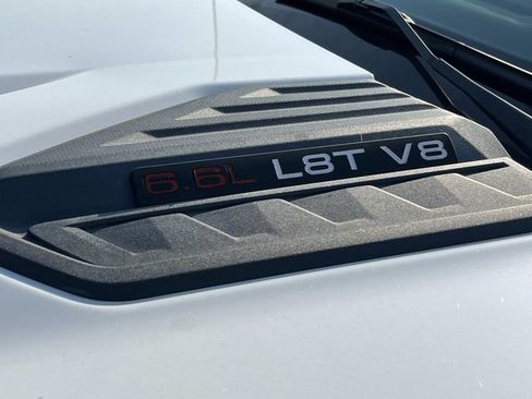 Used 2021 Chevrolet Silverado 2500 LTZ w/ LTZ Premium Package AWD/4WD image 8