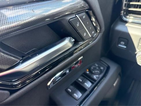 New 2026 GMC Sierra 1500 AT4 w/ AT4 Premium Package AWD/4WD image 16