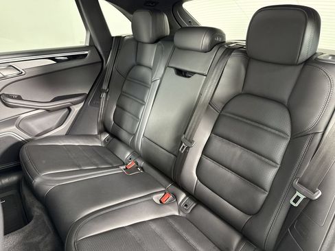 Certified 2024 Porsche Macan Turbo AWD/4WD image 21