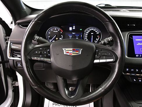 Used 2023 Cadillac XT4 Sport w/ Sun And Sound Package AWD/4WD image 19