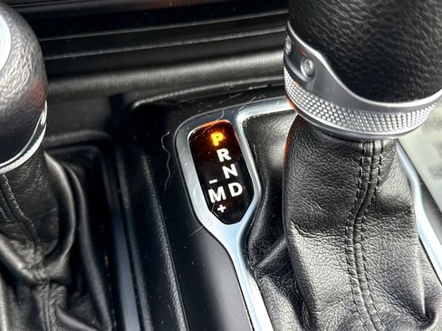 Used 2021 Jeep Wrangler Unlimited Sport image 34