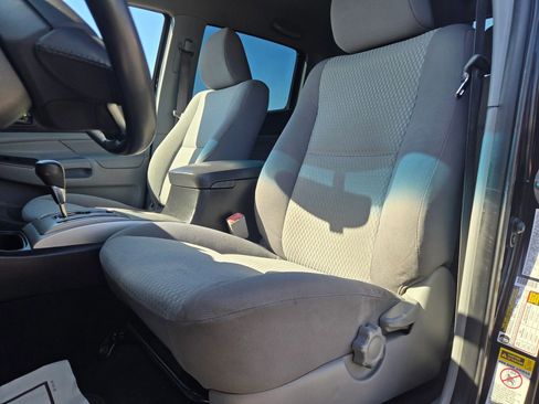 Used 2012 Toyota Tacoma PreRunner image 10