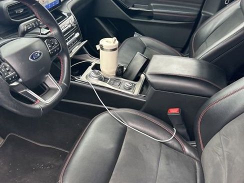 Used 2022 Ford Explorer ST-Line image 14