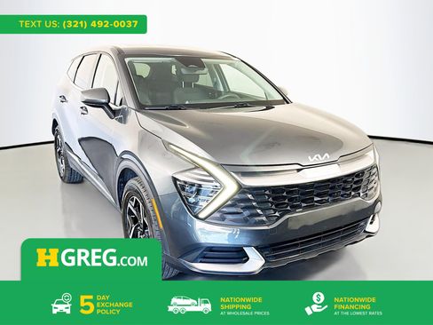 Used 2024 Kia Sportage LX image 1