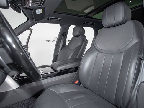 Used 2023 Land Rover Range Rover SE AWD/4WD image 13