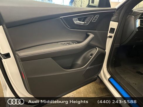 Used 2026 Audi Q8 Premium Plus AWD/4WD image 13