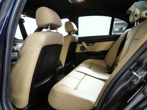 Used 2009 BMW M3 Sedan RWD image 13
