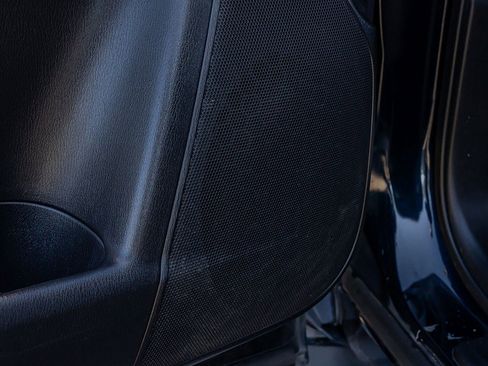 Used 2018 Nissan Armada SL w/ Moonroof Package image 34