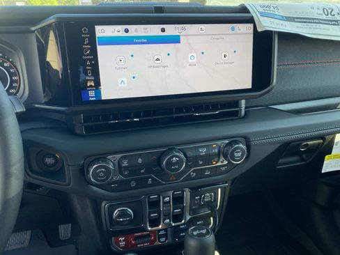 New 2026 Jeep Wrangler Unlimited Rubicon image 25