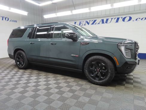 Used 2026 GMC Yukon XL AT4 Ultimate AWD/4WD image 3