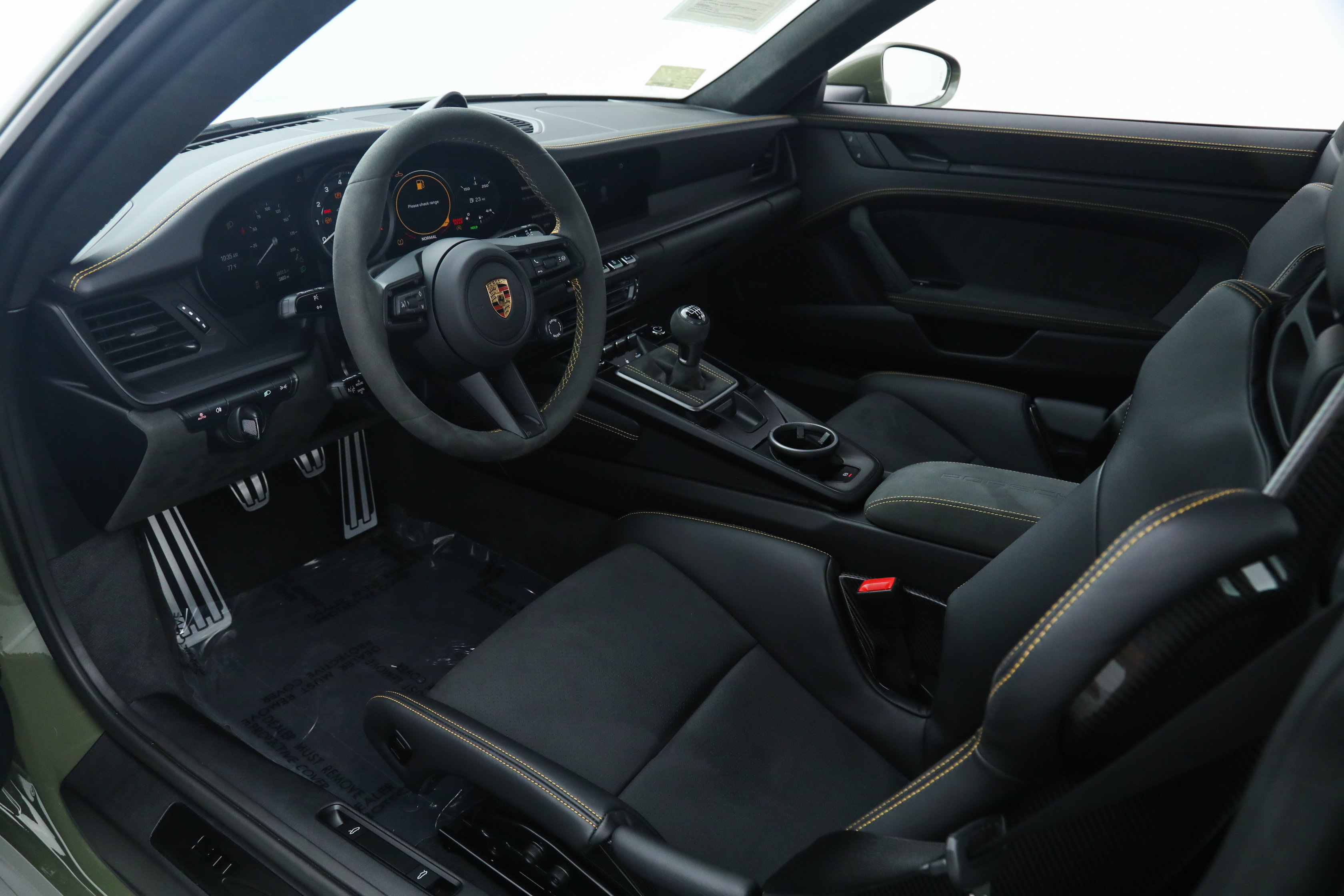Used 2024 Porsche 911 GTS Coupe image 21