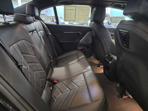 Used 2025 BMW i5 xDrive40 w/ Premium Package image 13