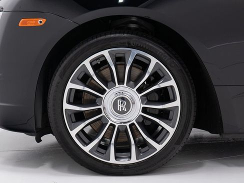 Certified 2018 Rolls-Royce Dawn RWD image 49