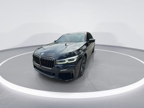 Used 2020 BMW 750i xDrive AWD/4WD image 3
