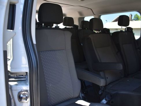 Used 2024 Ford Transit 350 XLT RWD image 31