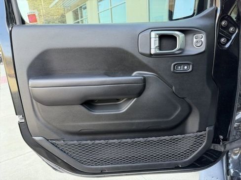 Used 2020 Jeep Wrangler Unlimited Sport S image 14