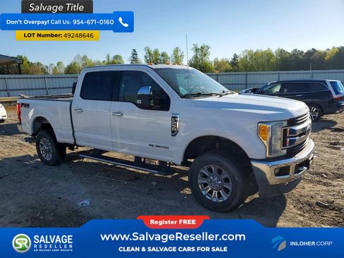 Used 2017 Ford F250 XLT w/ XLT Premium Package AWD/4WD image 5