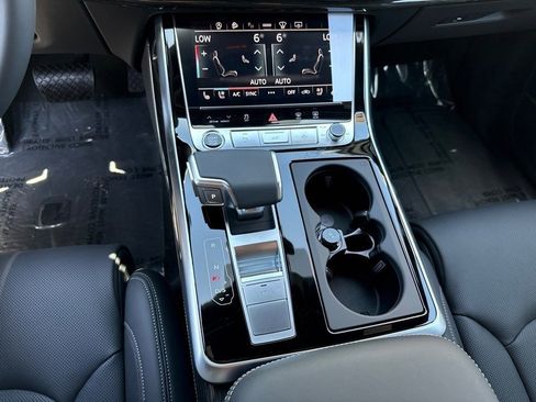 New 2025 Audi Q7 3.0T Prestige image 18
