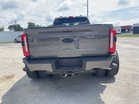 Used 2026 Ford F450 Lariat AWD/4WD image 5