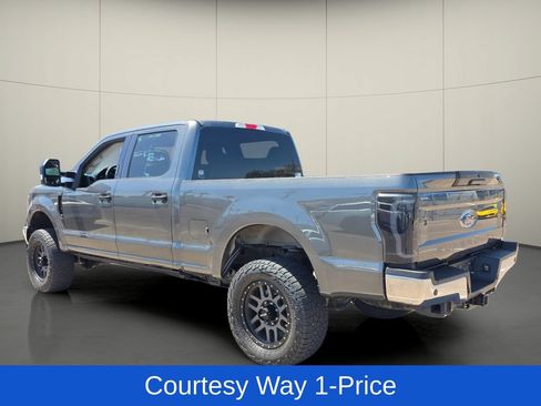 Used 2019 Ford F250 XLT w/ XLT Value Package AWD/4WD image 6