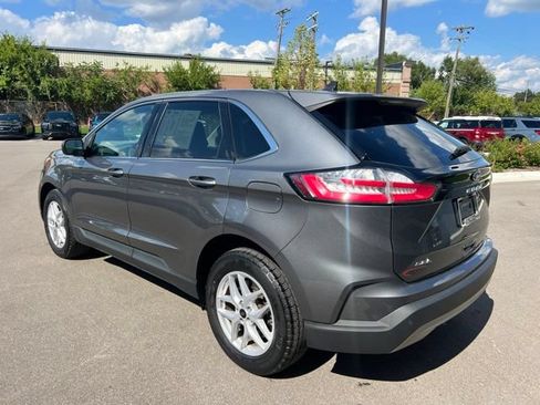 Used 2024 Ford Edge SEL w/ Convenience Package AWD/4WD image 7