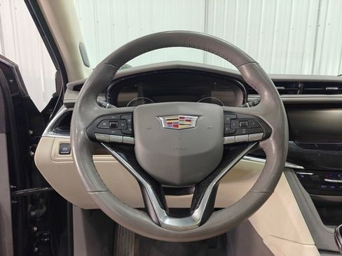 Used 2021 Cadillac XT6 Premium Luxury AWD/4WD image 32