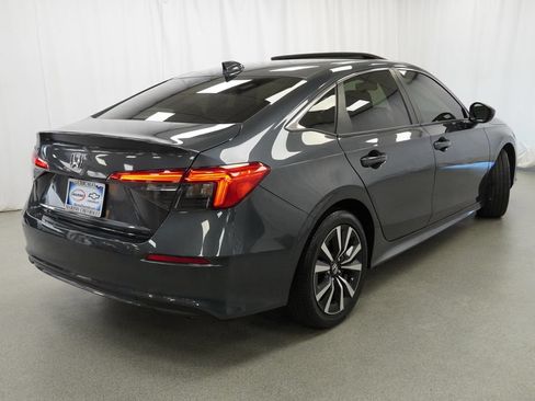 Used 2024 Honda Civic EX image 2