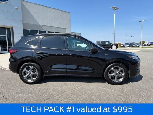 Certified 2023 Ford Escape ST-Line w/ Tech Pack #1 FWD image 3