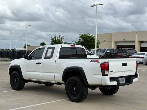 Used 2021 Toyota Tacoma SR w/ SX Package image 8
