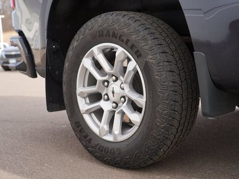 Used 2024 Chevrolet Silverado 1500 RST AWD/4WD image 29