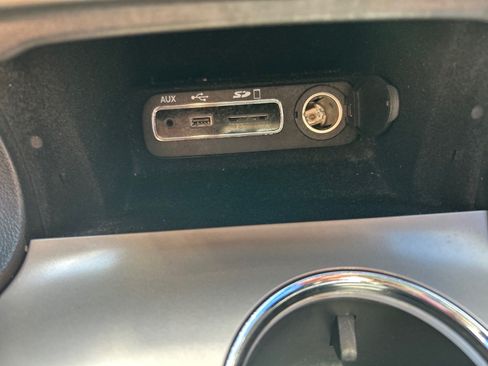 Used 2015 Jeep Grand Cherokee Altitude AWD/4WD image 28