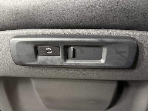 Used 2023 BMW X5 sDrive40i w/ Premium Package RWD image 21