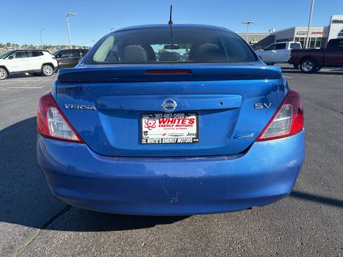 Used 2013 Nissan Versa SV FWD image 6