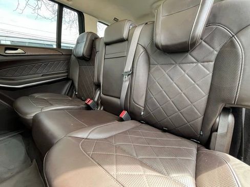 Used 2019 Mercedes-Benz GLS 550 4MATIC image 25