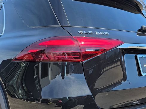 Used 2026 Mercedes-Benz GLE 350 4MATIC image 11