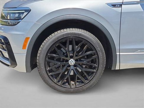 Used 2021 Volkswagen Tiguan SEL Premium R-Line AWD/4WD image 9