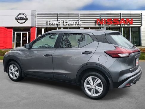 Certified 2024 Nissan Kicks S image 5