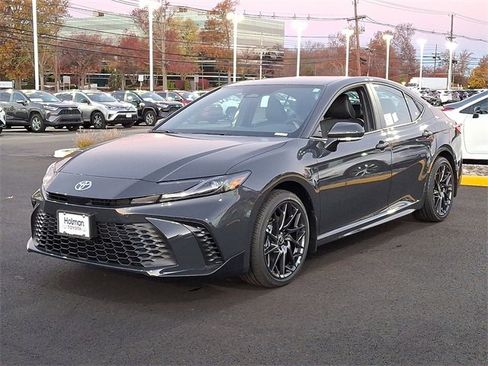 New 2026 Toyota Camry SE image 3