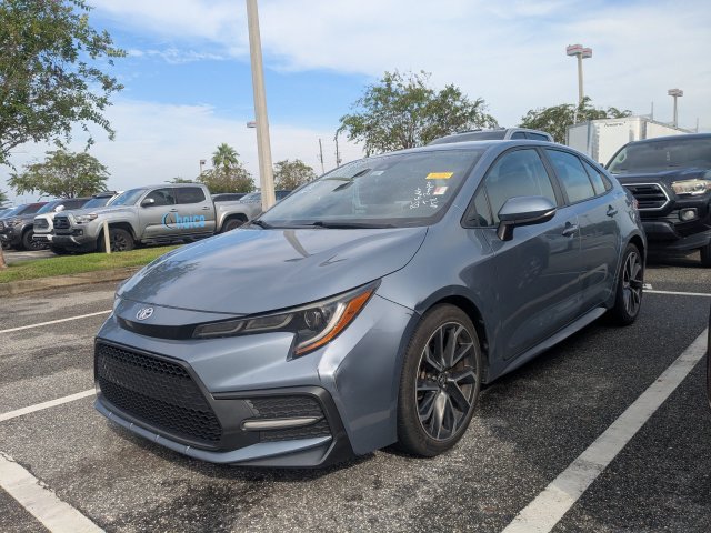 Used 2020 Toyota Corolla SE FWD image 2