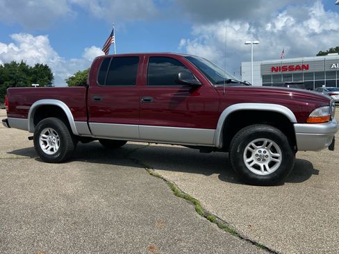 Used 2003 Dodge Dakota SLT AWD/4WD image 1
