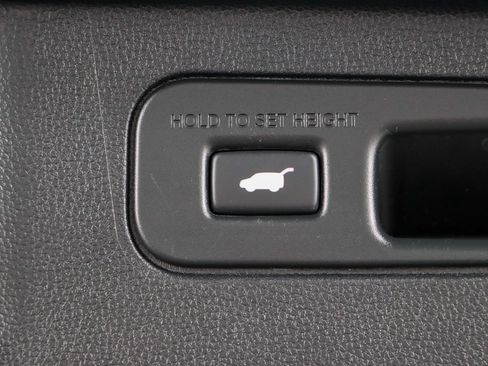 Used 2024 Honda Pilot Elite image 32