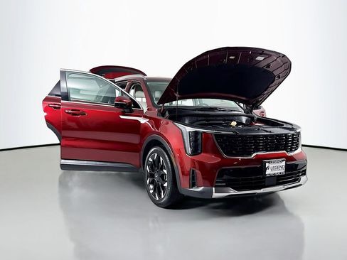 Used 2024 Kia Sorento EX image 19