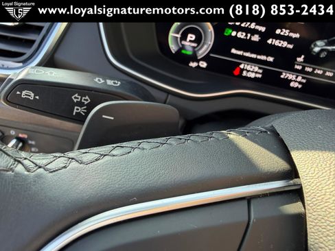 Used 2021 Audi Q5 e Premium w/ Convenience Package image 28