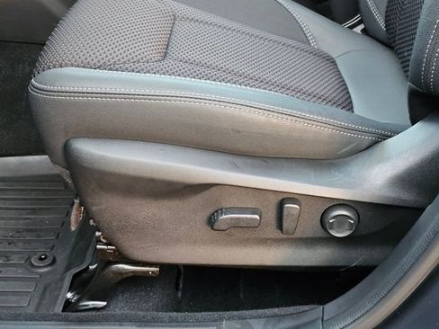 Used 2024 Subaru Forester Premium image 28